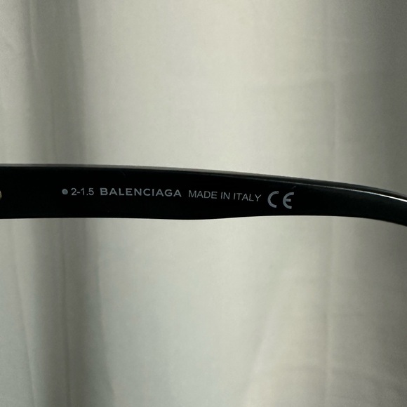 Balenciaga Sunglasses - Picture 4 of 8